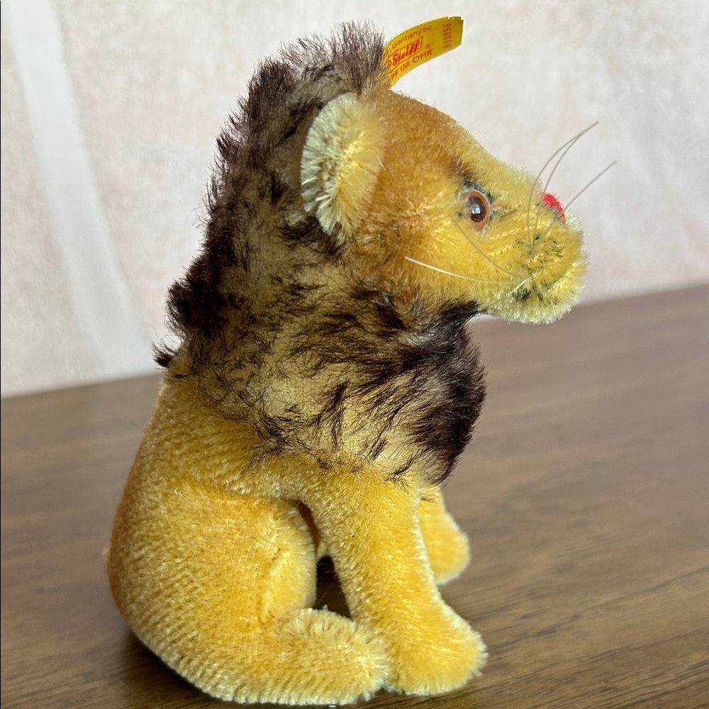 Steiff Plush Leo Lion Collectibles - Picture 2 of 7